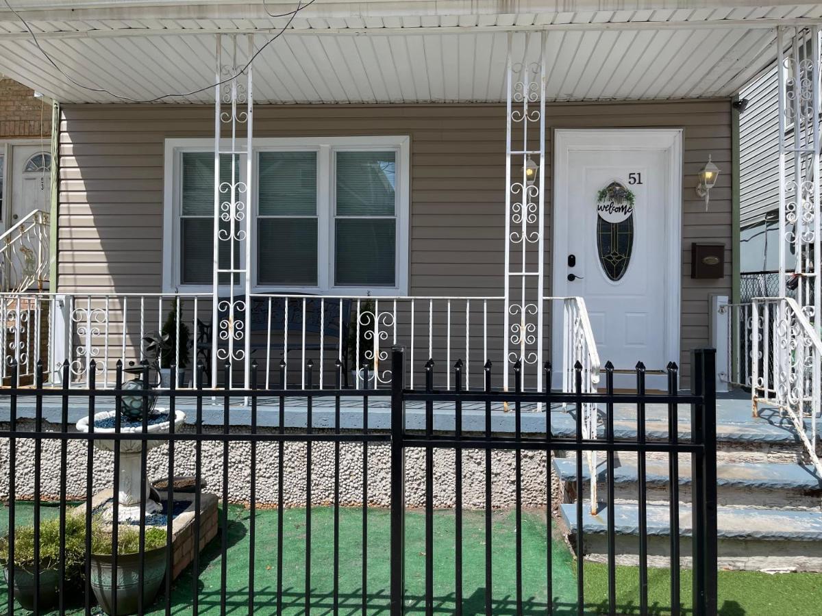 Cozy 1Br Apt In Elizabeth -10 Min To Ewr Airport & 30 Min To Nyc Appartamento Esterno foto